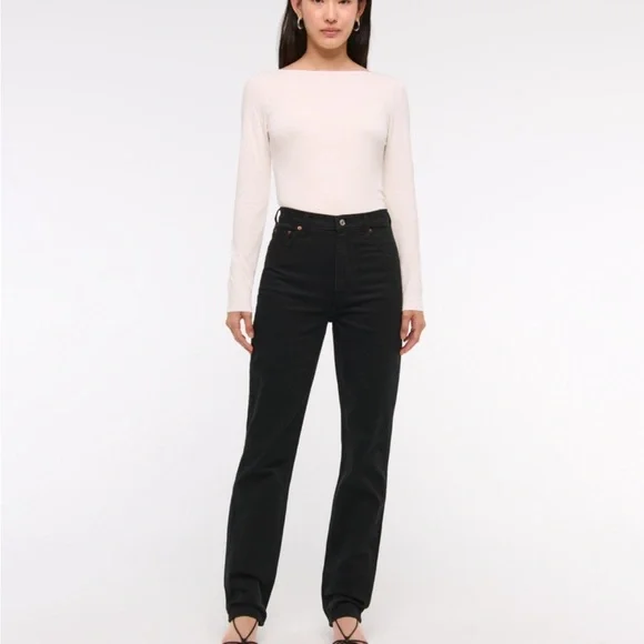 Abercrombie 90’s Straight Jean - Picture 7 of 7